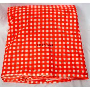 Tela de algodón con estampado floral indio multicolor, hecha a mano, para acolchados, vestidos y camisas. - Product Image 3