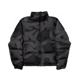 Blouson matelassé streetwear pour homme, conçu pour l'hiver, léger, rembourrage durable, coque de haute qualité, vente en gros, couche extérieure, logo frontal - Product Image 4