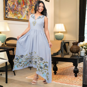 Elegante Vestido Maxi de Lino Suave con Dobladillo Alto-Bajo Hecho en Sri Lanka - Product Image 3