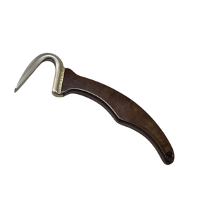 Raspadores de pezuñas de acero inoxidable con mango de madera de alta durabilidad, equipo de herrador para uso en establos. - Product Image 1