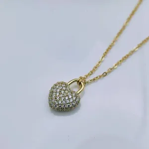 จี้รูปหัวใจสำหรับผู้หญิง ประดับเพชรทรงกลม ชุบทองคำเหลือง 14k - Product Image 1