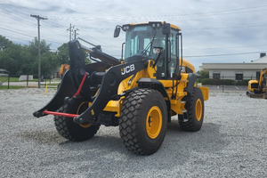 Cargadora Compacta 427ZX 2022 con Capacidad de Carga Nominal de 200 Toneladas, Equipo de Manejo de Materiales de Alto Rendimiento con Motor y Bomba - Product Image 3