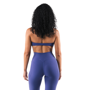 เสื้อชั้นในกีฬาไร้สายสำหรับผู้หญิง แบบ Bandeau สำหรับโยคะและฟิตเนส เนื้อผ้านุ่ม ยืดหยุ่น สวมใส่สบาย สี Arctic Sky ชุดเซ็ตเอวสูง - Product Image 4