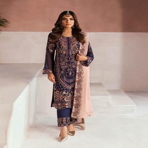 Robes de soirée pour femmes, imprimées numériquement, style ethnique moderne, en mousseline brodée, ensembles Punjabi 3 pièces, Ramsha Volume KASHISH, pour mariage - Product Image 5