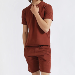Ensemble décontracté deux pièces pour homme, tendance, personnalisable, en coton tricoté respirant, sans coutures, pour l'été (T-shirt et short) - Product Image 4
