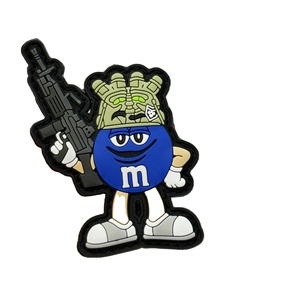 Nuevo diseño 3D bordado Flor de sarga Anime Iron-On tela mochila parches para bolsos y ropa - Product Image 1