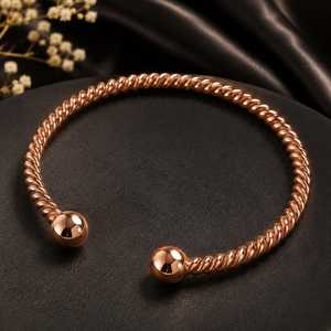 กำไลทองแดงลายริ้วทำมือ ผู้ผลิตเครื่องประดับบูติกที่โดดเด่น - Product Image 2
