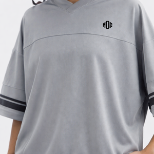 Maillot de football américain oversize en gros, manches courtes, col en V, imprimé numéro, streetwear, 100 % polyester, antibactérien - Product Image 3