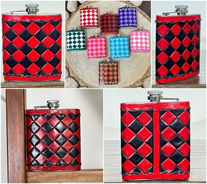 Customized 2026 Handcrafted Checkered Genuine <b>Leather</b> Hip Flask Stainless Steel Pocket Flask Leak Proof Portable Whiskey Flask - Product Image 3