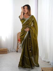 Sari en soie de qualité supérieure avec broderie complexe en fils et sequins – Collection d'exportation internationale - Product Image 3