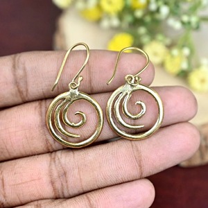 Servicios de Etiquetado para Artesanía Metálica: Pendientes de Latón con Código de Barras, Pendientes de Latón de Color Sólido, Pendientes de Metal Personalizados de Fábrica - Product Image 4