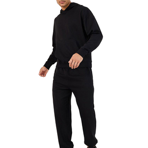 Ensemble survêtement streetwear noir personnalisable unisexe de qualité supérieure, sweat à capuche en molleton 100 % coton, écologique, hiver, grandes tailles - Product Image 1