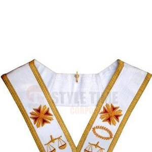 Collettes d'uniforme de haute qualité avec surpiqûres décoratives et collettes d'uniforme premium pour les occasions formelles - Product Image 2