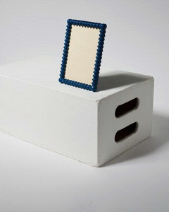 Marco de Fotos Decorativo con Acabado Laca, Superficie Lisa y Brillante, Diseño Artístico Hecho a Mano, Solución Duradera y Elegante para Decoración del Hogar - Product Image 4