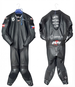 Traje de Carreras MotoCP Personalizado para Hombre, Traje de Cuero de Una Pieza Premium para Pista con Deslizadores, Mono/Traje OEM con Protección CE - Product Image 1