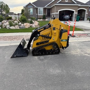 Mini-chargeuse compacte Vermeer pour travaux de construction, aménagement paysager, nivellement, terrassement, manutention de matériaux, efficacité sur chantier - Product Image 1