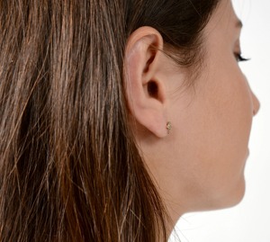 Elegantes Pendientes de Cruz con Diamantes en Oro de 14K, Cultivados en Laboratorio, Joyería Religiosa Minimalista, Regalo Cristiano para Mujer, Uso Diario - Product Image 6