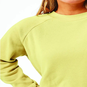 Sudadera moderna para mujer con tela cómoda, diseño moderno y corte relajado, ideal para ocasiones informales, actividades al aire libre y uso diario. - Product Image 6