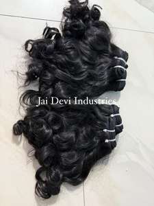 Mèches de cheveux humains bruts bouclés indiens, cuticules alignées, tissage de cheveux bouclés birmans et vietnamiens, motif Fumi Bouncy Pixie - Product Image 5