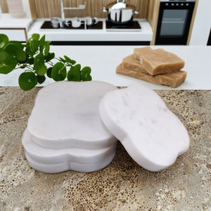 Juego de posavasos de mármol blanco pulido de 4 piezas, artesanías de piedra elegantes para decoración del hogar - Product Image 1