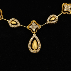 Collier tennis de mariée en argent sterling 925 plaqué or 14 carats avec pendentif poire et moissanite étincelante pour femme - Product Image 5