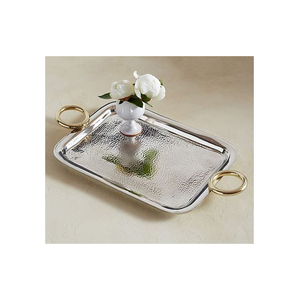 Bandeja de Servicio Rectangular de Aluminio Fundido, Decorativa, con Asas - Product Image 1