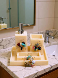 Ensemble de salle de bain en résine de qualité supérieure, 4 pièces, pour la maison : distributeur de savon, porte-brosse à dents, plateau de toilette, au meilleur prix abordable - Product Image 5