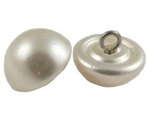 Botones de Aleación de Zinc Ecológicos Personalizables OEM con Acabado Pulido, Logotipo Dorado y Estilo Elegante para Prendas - Product Image 1