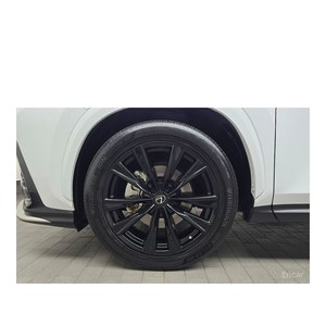 Lexus NX F-Sport 2022 con Cámara Trasera, Asientos de Cuero, Volante a la Izquierda - 83,584 km, Excelente Estado - Product Image 5