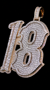 Colección Exclusiva de Colgantes Personalizados con Diamantes de Moissanita Baguette y Redondos, Estilo Hip Hop, para Hombre, para Fiestas - Product Image 5