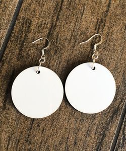 Boucles d'oreilles en résine artisanales, bijoux de mode faits à la main pour femmes, légères et décoratives, pour les fêtes, les mariages et le quotidien - Product Image 4