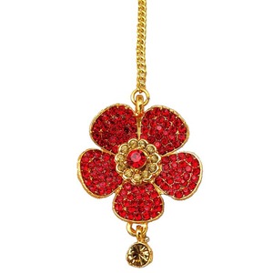Elegante Maang Tikka con Flores de Pedrería, Piedra Central Roja y Cristal Colgante para Accesorio de Pelo de Boda - Product Image 1