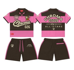 Ensemble T-shirt et short en coton mélangé 220 GSM de haute qualité, noir et rose, avec empiècements color block, logo imprimé et brodé, 2 pièces - Product Image 1