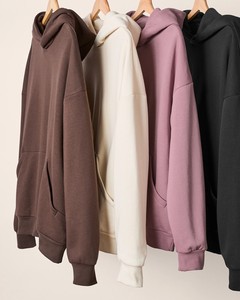 Sudadera con Capucha Beige para Hombre, para Bordado e Impresión Personalizados, Pedidos al por Mayor para Diseños de Logotipos Personalizados en Material de Algodón y Poliéster Suave - Product Image 3