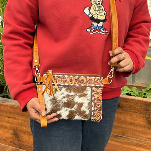 Top Selling <b>Hand</b> Tooled Leather Fashion Ladies Wristlet Handbags Genuine Cowhide Leather Crossbody Shoulder Mini <b>Bags</b> for Women - Product Image 2