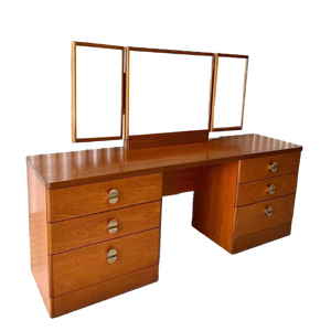 Tocador de teca moderno de mediados de siglo con 6 cajones y espejo triple plegable - Product Image 1