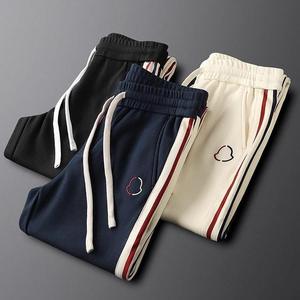 Survêtements de sport unisexes à prix de gros – Ensembles de jogging décontractés à capuche en polyester léger – Vêtements de sport athlétiques tendance - Product Image 5