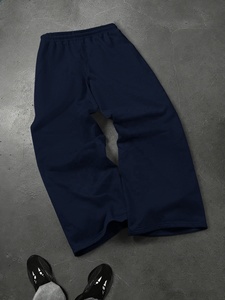 Pantalones Deportivos de Estilo Gótico para Hombre, Cintura Elástica con Cordón, Algodón Negro de Peso Medio, Logotipo Estampado, Pierna Ancha, para Otoño - Product Image 4