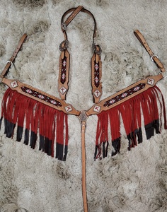 Croix rouge perlée frange cheval Tack ensemble complet tête poitrine plaque en cuir véritable léger saisonnier cheval débarrasser équipements - Product Image 1