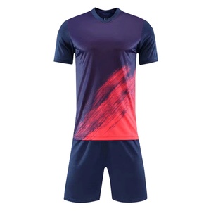 Nueva moda totalmente personalizado equipo de fútbol Anti sudor uniforme de fútbol Unisex transpirable Conjunto de camiseta y pantalones cortos de fútbol Unisex - Product Image 3