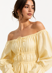 Ensemble haut jaune sans manches à épaules dénudées et pantalon large |   Tenue d'été décontractée en dentelle et coton |   Vacances à la plage pour femmes - Product Image 3