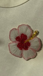 งานปักมือด้วยลูกปัดแบบร่วมสมัยสำหรับผู้หญิง ดีไซน์เอเชียแบบเซน ระดับพรีเมียม เหมาะสำหรับงานรับศีลล้างบาป งานครบรอบ แฟชั่นฤดูร้อน - Product Image 6