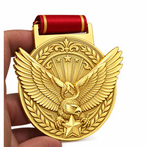 Médaille sportive et de jeu personnalisée en métal avec design en relief 3D, placage or et ruban pour les compétitions et récompenses athlétiques - Product Image 1