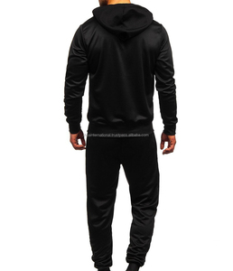 Conjunto de chándal de invierno informal de nueva moda al por mayor para hombre 2021 con capucha con cremallera y bolsillos con cremallera Multipanel para correr - Product Image 6