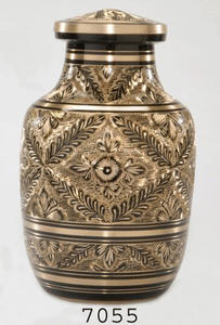 Urne funéraire pour animaux de compagnie en laiton, 5 pouces, gris étain, avec patte dorée gravée, pour cendres, offrant une solution commémorative digne avec un design intemporel - Product Image 5