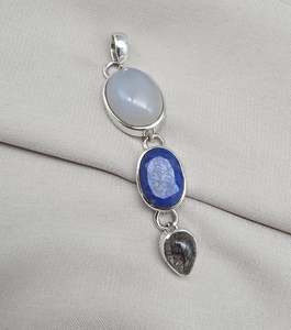 Colgante de Lapislázuli en Plata de Ley 925, Joyería de Piedra Preciosa Azul Natural Hecha a Mano, Proveedor Mayorista - Product Image 1