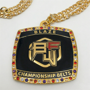 Medallas Personalizadas de Aleación de Zinc en Oro y Plata con Cinta, Diseño de Pirámide Floral Grabado con Láser para Boxeo, Carrera y Natación - Hecho en Pakistán - Product Image 1