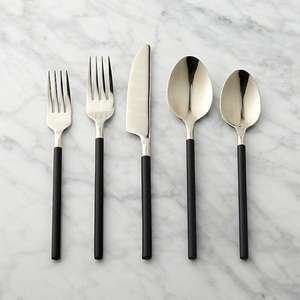 Juego de Cubiertos Estilo Portugués de Acero Inoxidable con Acabado Espejo y Mangos Negros, para Restaurantes y Uso en Mesa - Product Image 1