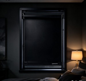 Store enrouleur occultant électrique encastrable RB Super Black W5 à haute opacité pour fenêtre de dortoir, idéal pour le sommeil diurne et l'intimité - Product Image 1