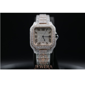 Montre de luxe pour homme en moissanite de qualité supérieure, idéale pour les cadeaux de fiançailles, les soirées et les looks de haute couture, disponible à la vente - Product Image 1